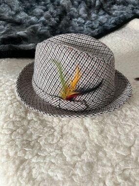 Men's  or  ladies wool blend  Fedora Hat with Multicolor Feather - Beige Multi